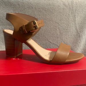 Nude Heels, Size 10